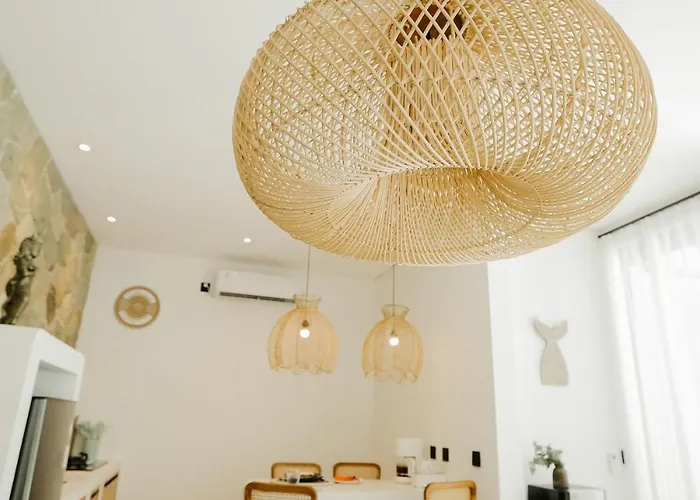 Tamu 1 Uluwatu (Bali)