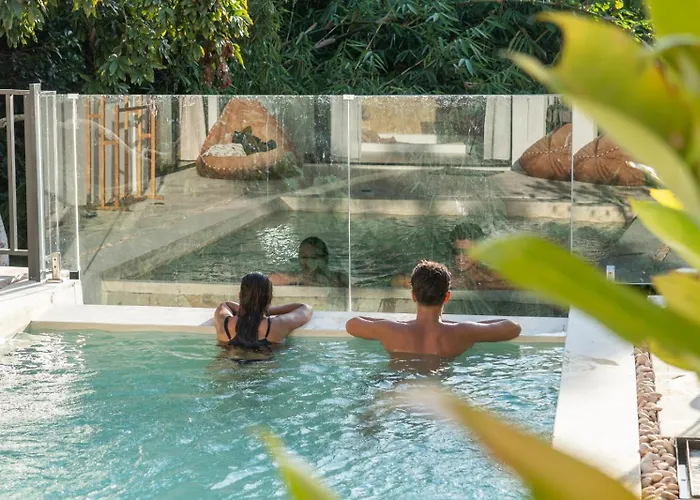 Tamu 1 Uluwatu (Bali)